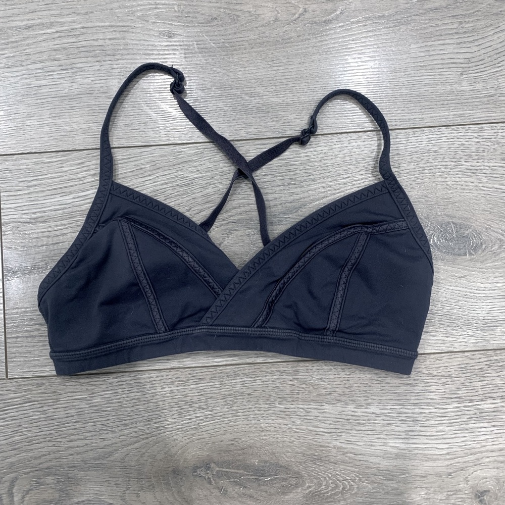 Lululemon Rehearsal Sports Bra